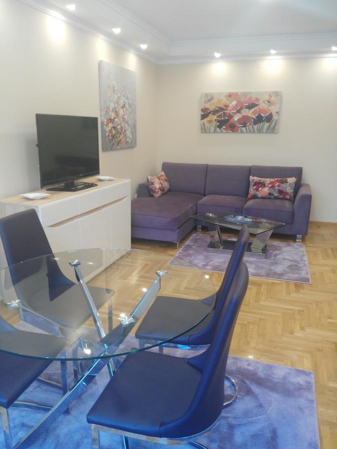 Vlado Apartment เบลเกรด ภายนอก รูปภาพ